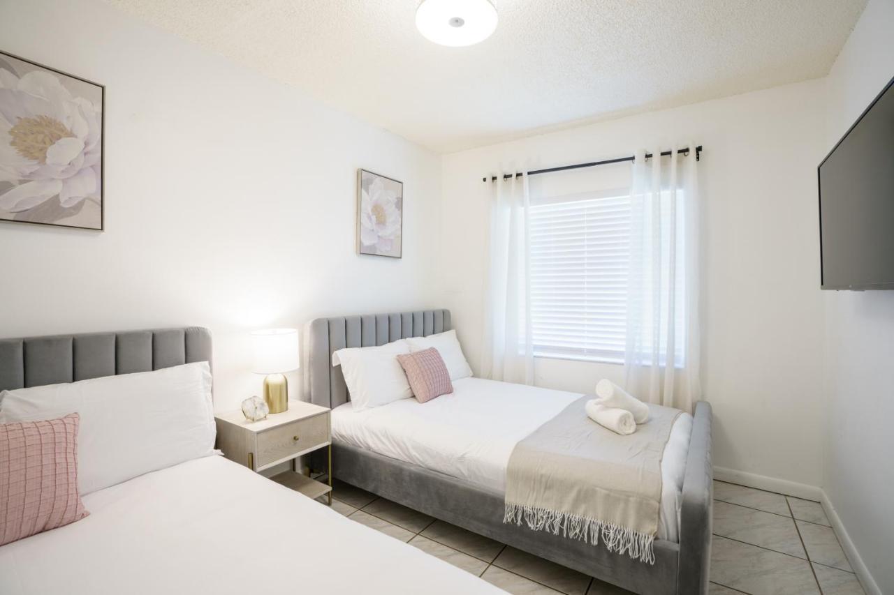 Modern 2 Bedroom In The Heart Of Wynwood Art District Miami Dış mekan fotoğraf