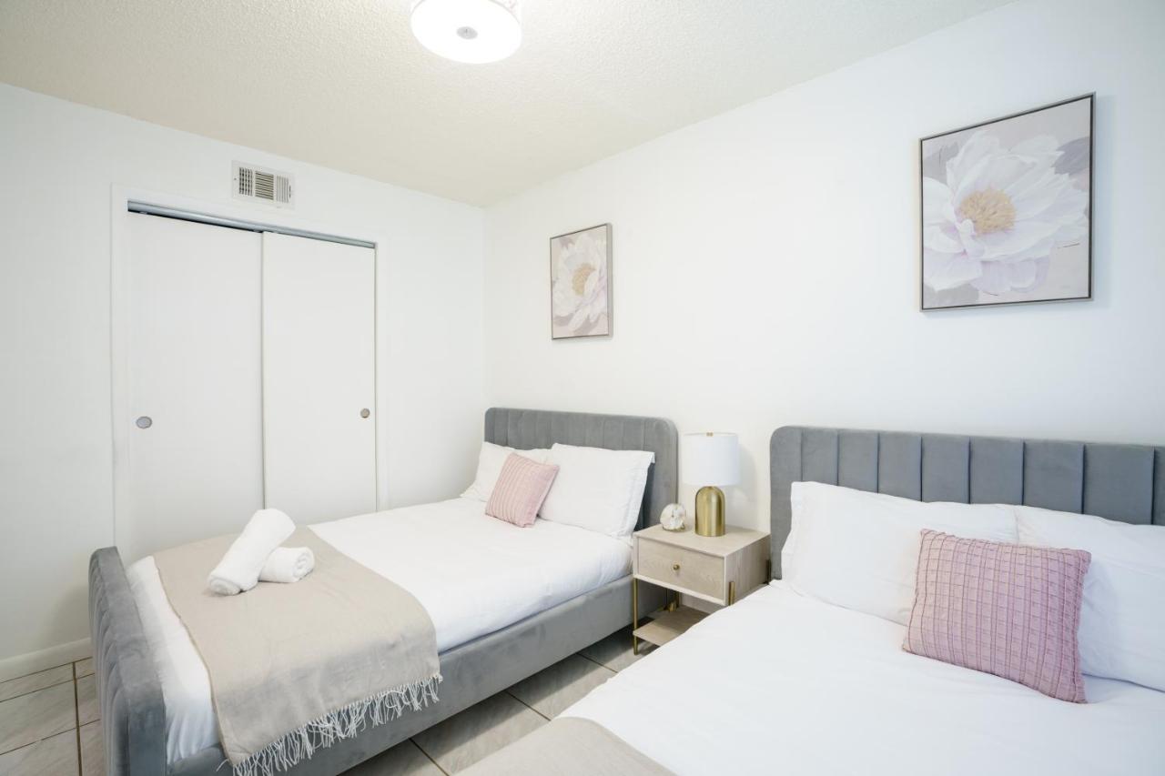 Modern 2 Bedroom In The Heart Of Wynwood Art District Miami Dış mekan fotoğraf